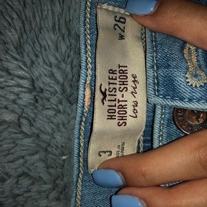 GREAT CONDITION HARDLY WORN !!